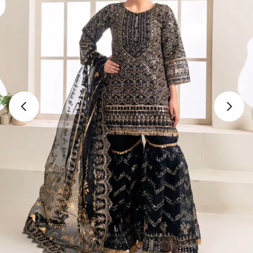 black gold Indian Pakistani gharara wedding suit outfit dress fancy